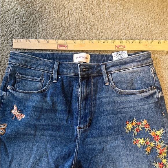 DRIFTWOOD Blue Embroidered Heron & Sunset Jean Shorts Sz 28 - Picture 2 of 10